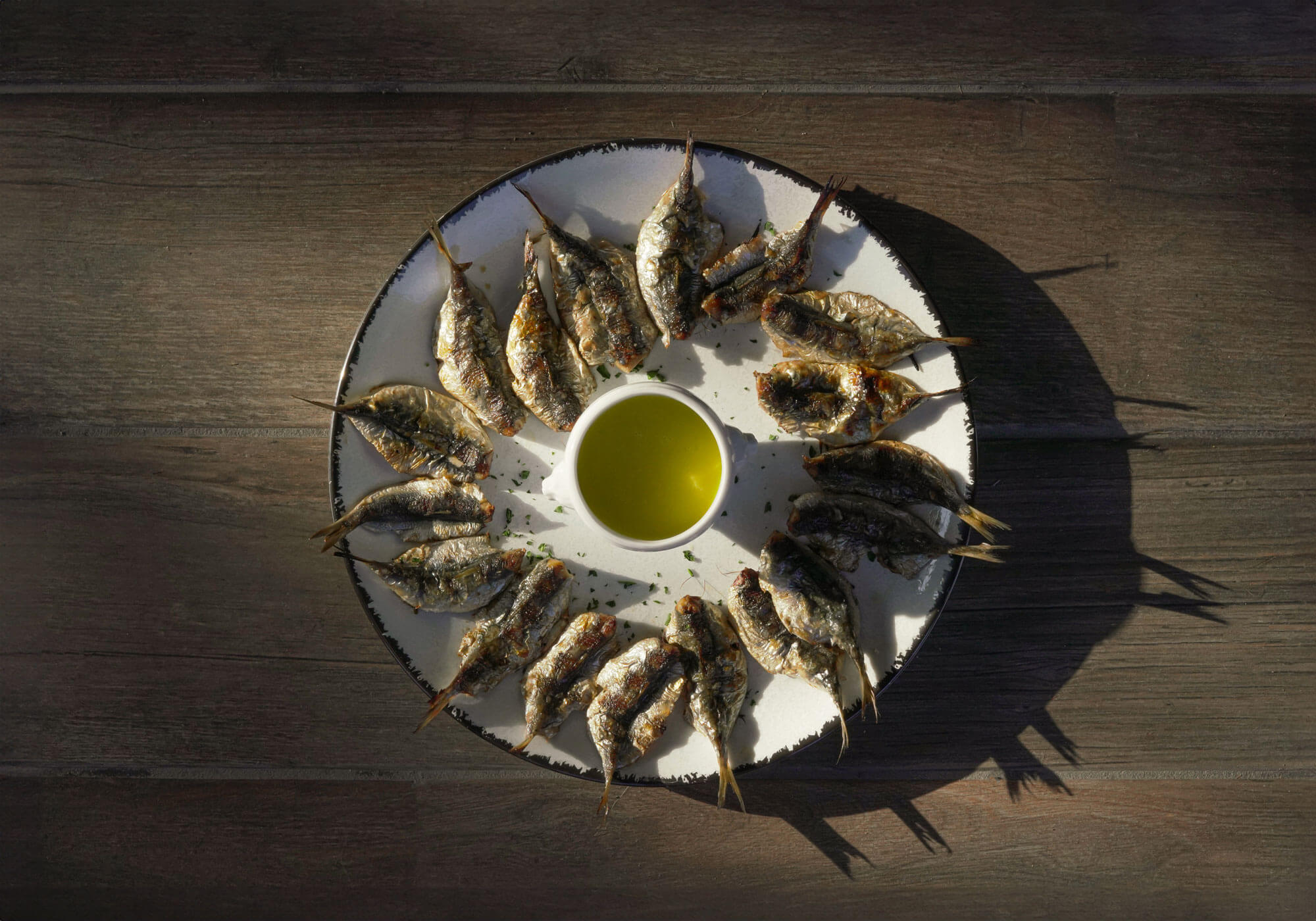 Ora baresto, restaurant on the beach Syros, Finikas